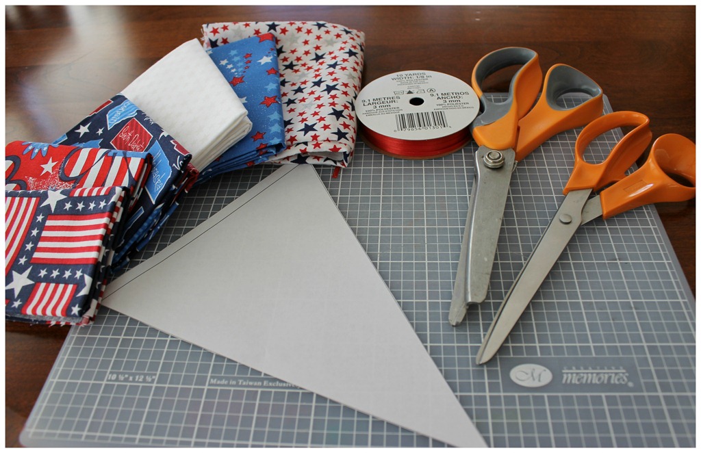 DIY Pennant Banner Fourth Of July 2 Sisters 2 Cities